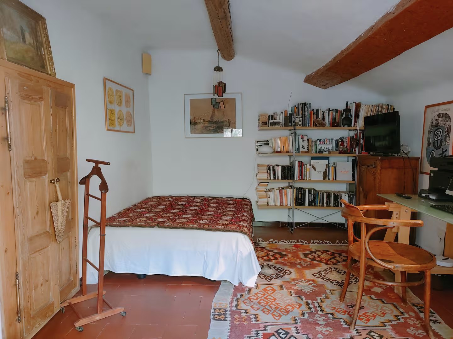 chambre thrd 01 - chambre de la maison de vacances à Beaurecueil