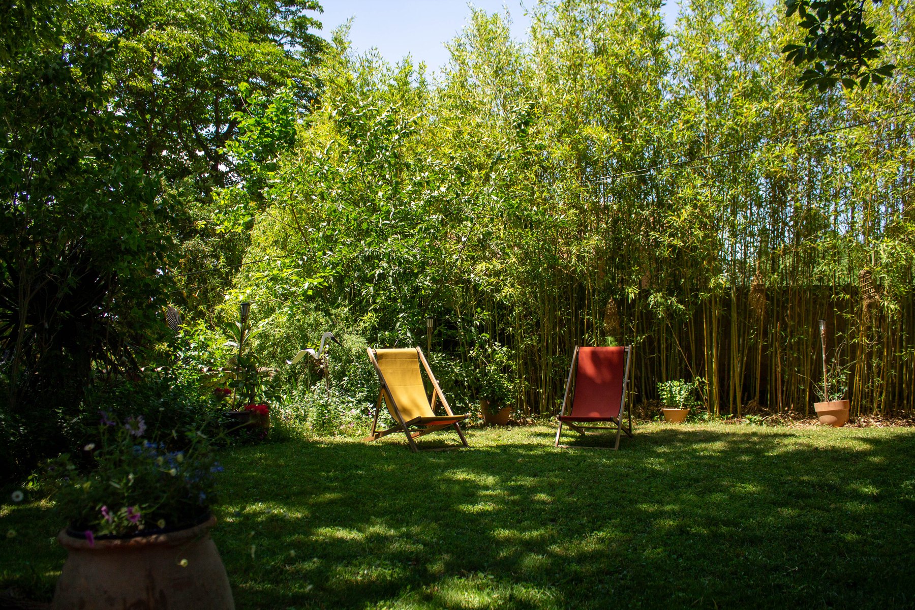 ext terrasse 03 - extérieur, jardin et piscine de la maison à Beaurecueil